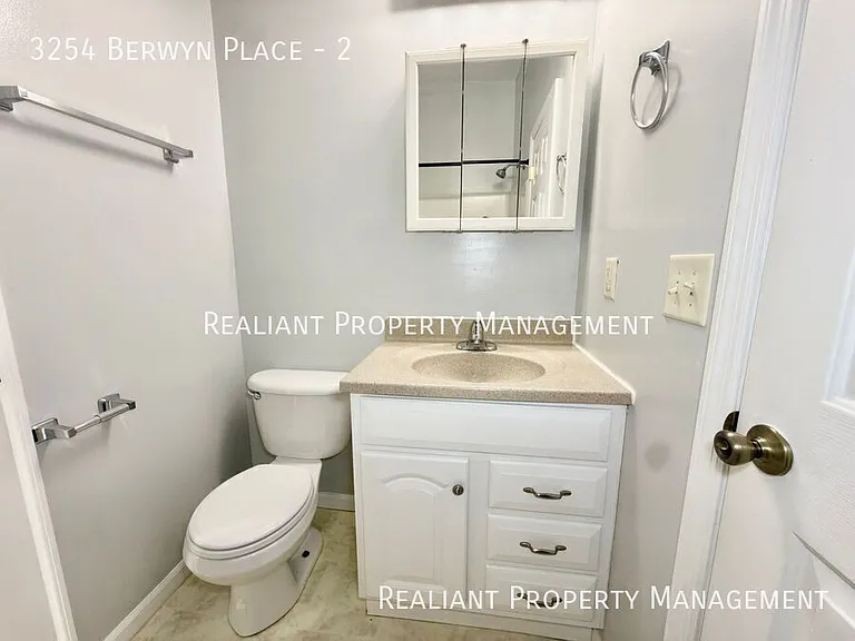 3254 Berwyn Pl #2 — Photo 7