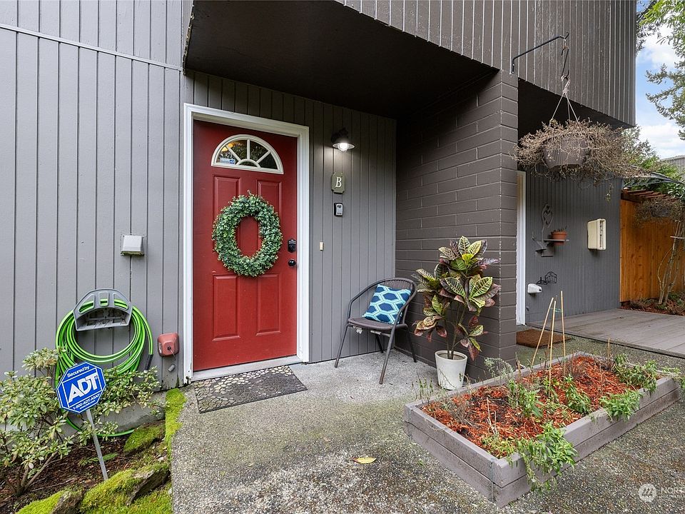 1st image of 13055 Pacific Highway SW #B
