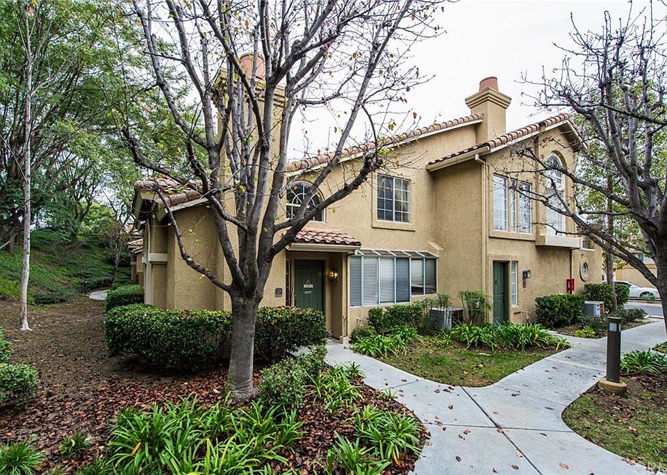 1st image of 37 Camomile Pl
