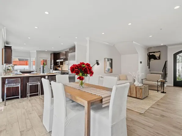 460 Tyndall St, Los Altos, CA 94022