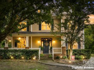 10639 Quarrier Dr, Cornelius, NC 28031