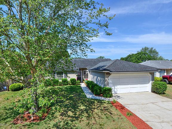 3rd image of 8452 Rockridge Dr