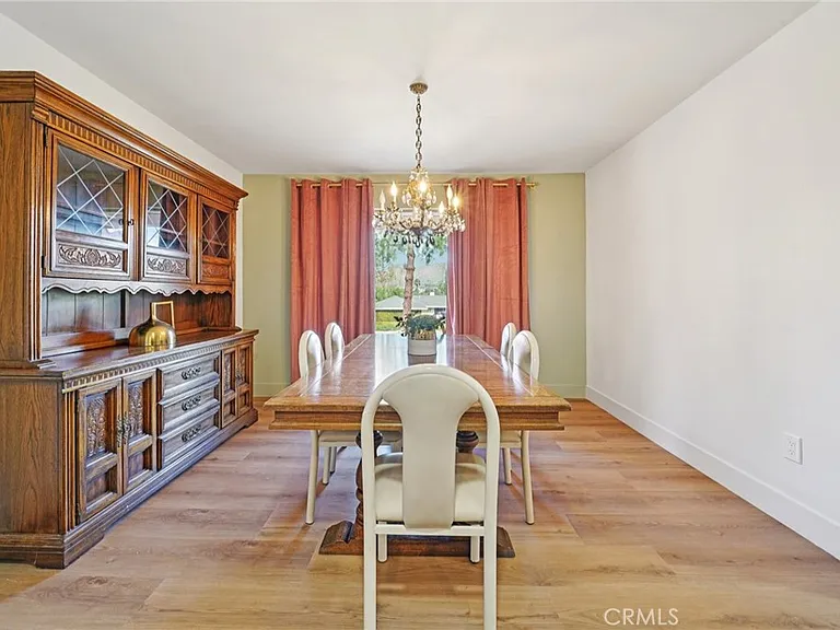 1500 Country Club Dr — Photo 10