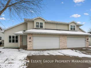 2812 Hunters Run Ct, Kaukauna, WI 54130