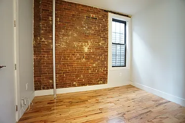 Rented by Rennit Inc.