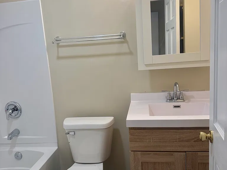 1901 S 1st St #9 — Photo 7
