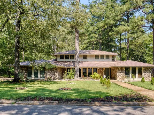 202 Charlotte Dr, Gurdon, AR 71743