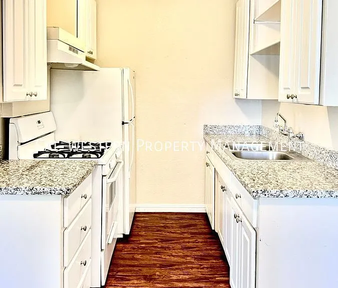 759 S 3rd St #5 — Photo 1