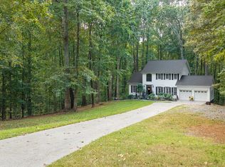 5074 Peach Mountain Cir, Gainesville, GA 30507