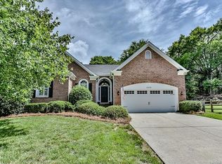 3313 Old Chapel Ln, Charlotte, NC 28210