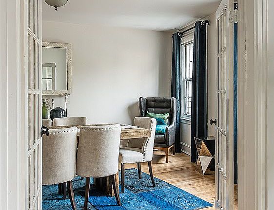 3rd image of 300 W 11th St #1