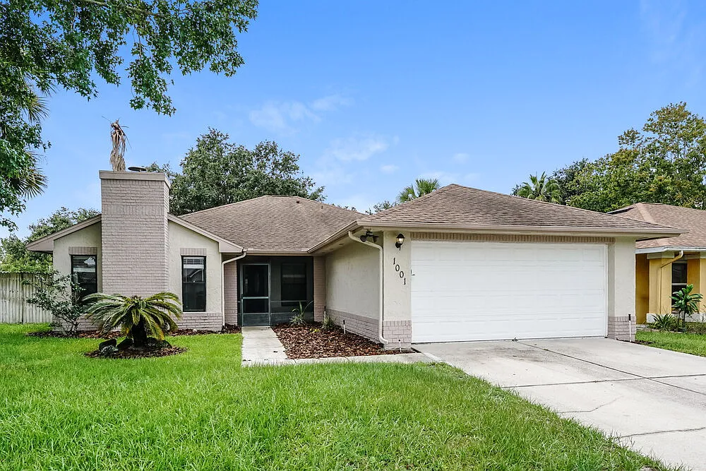 3 bed, 2.0 bath, 1772 sqft, $2,505 — Photo 1