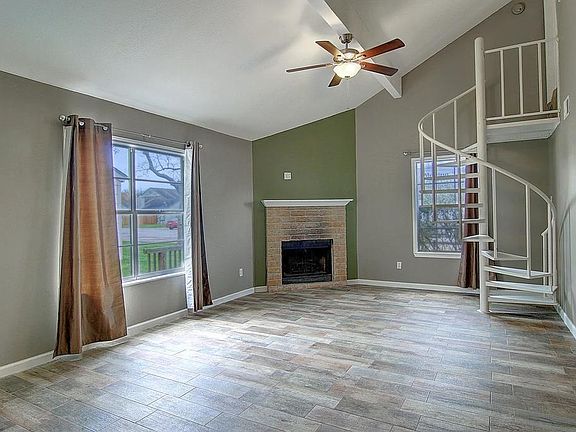 5th image of 7202 The Mansions Dr #H-3
