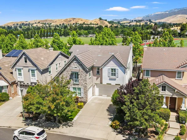 1736 Cottswald St, Danville, CA 94506