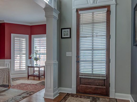 5th image of 122 Tambark Cir