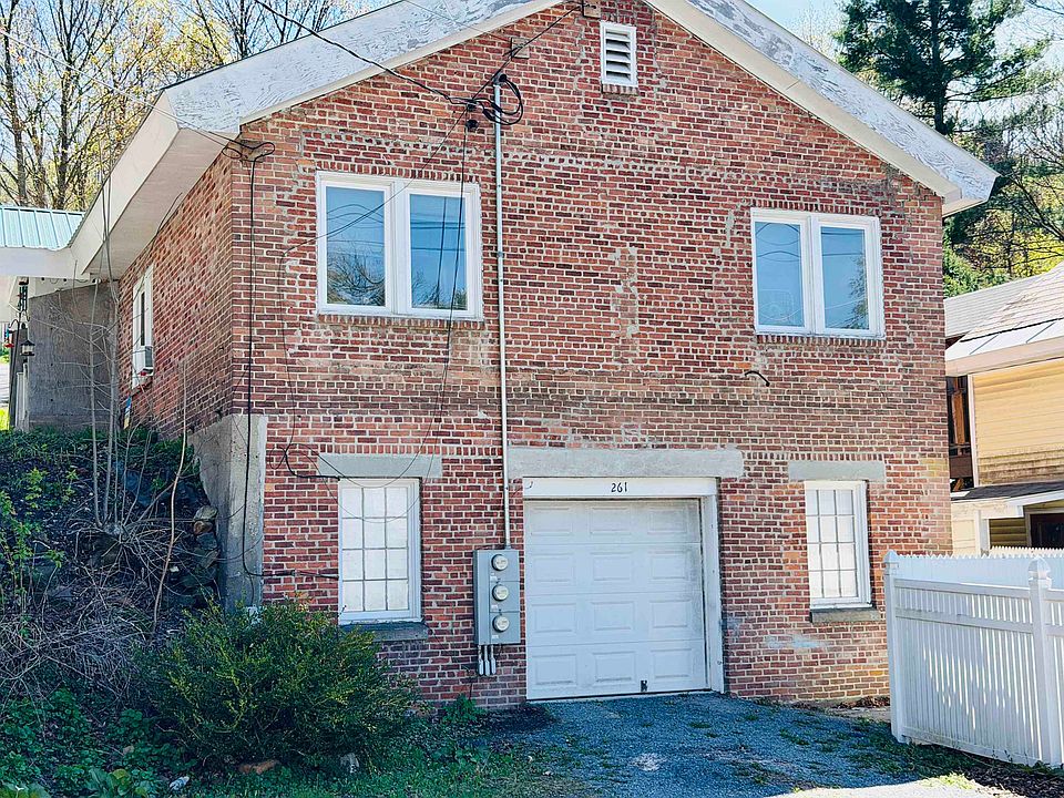 1st image of 2 Hamlin Avenue