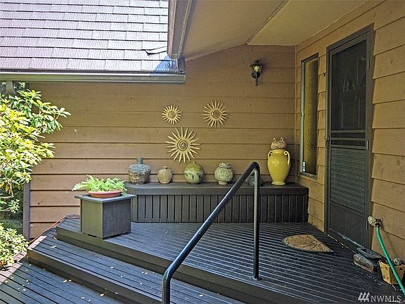 2nd image of 19921 123rd Ave SE