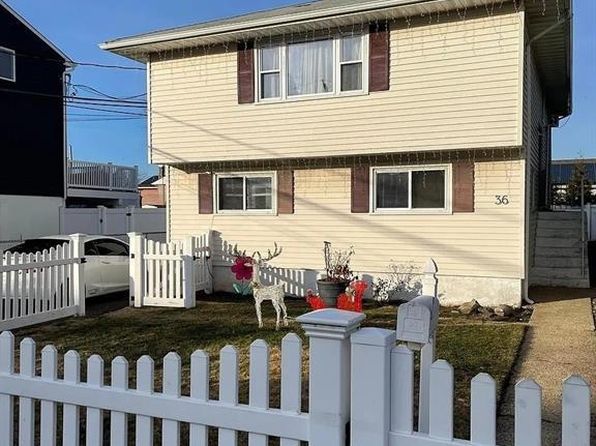 36 Radcliffe Rd APT 1