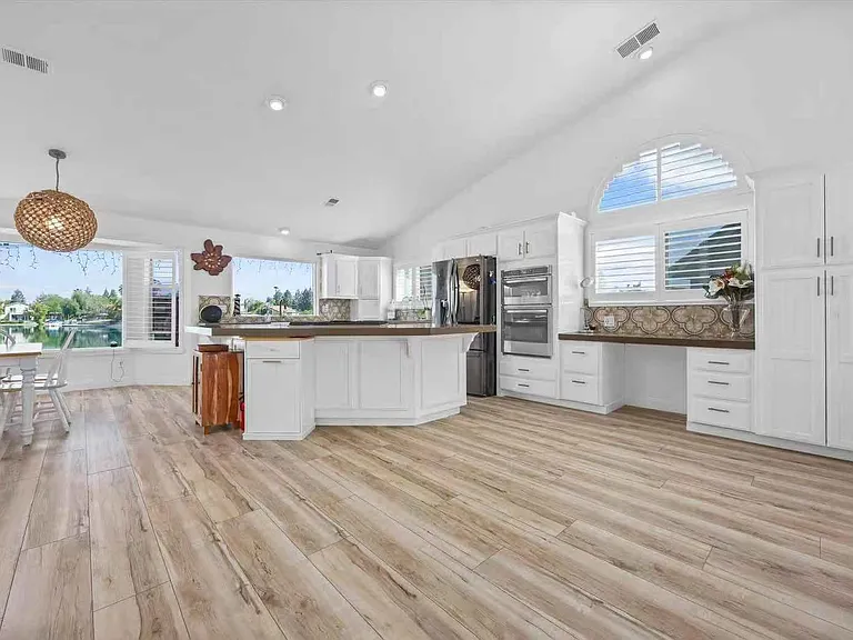 5209 Outlook Ln — Photo 6