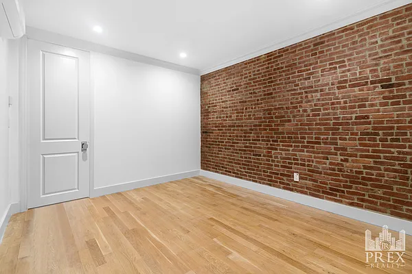 Living room, photo 3