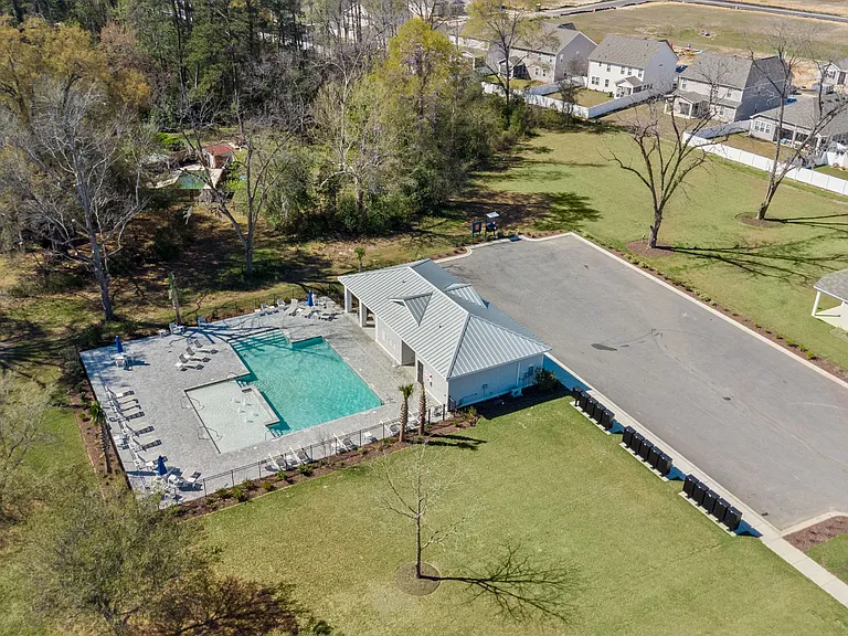 246 Bluff View Ln — Photo 48