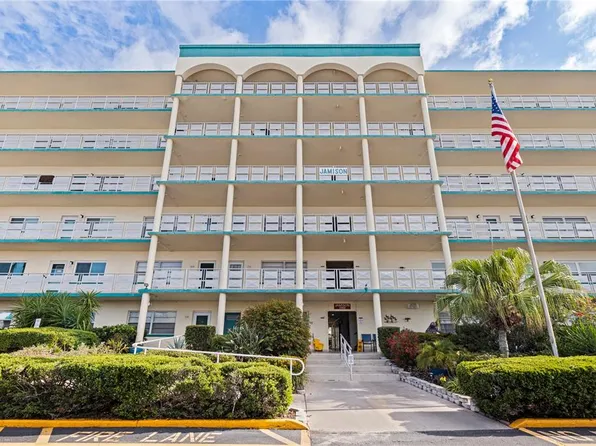 2960 59th St S APT 511, Gulfport, FL 33707