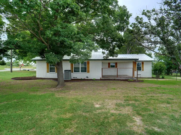 119 Olde Towne Rd, Paradise, TX 76073
