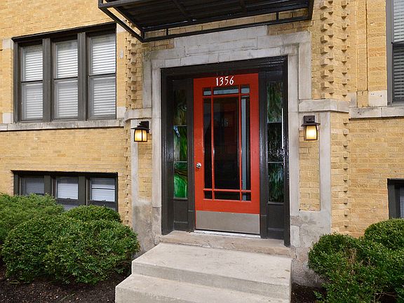 3rd image of 1356 W Estes Ave APT 3N