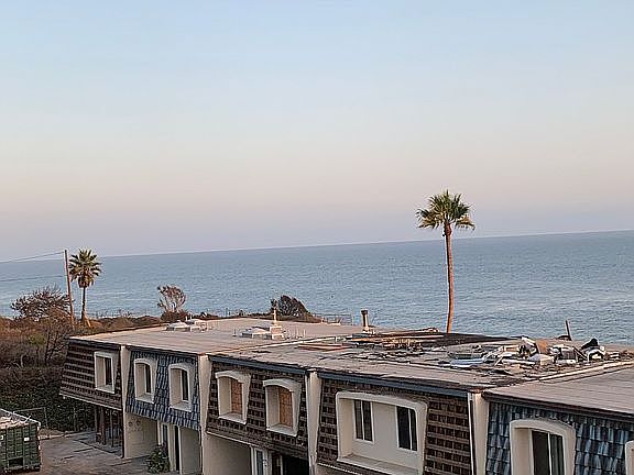 3rd image of 11946 Oceanaire Ln
