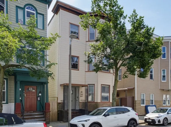 259 Havre St, East Boston, MA 02128