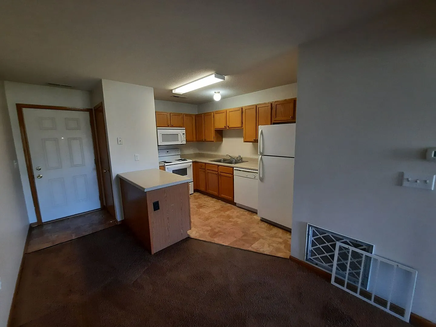 Mulberry Pointe Apartment Homes — Photo 2