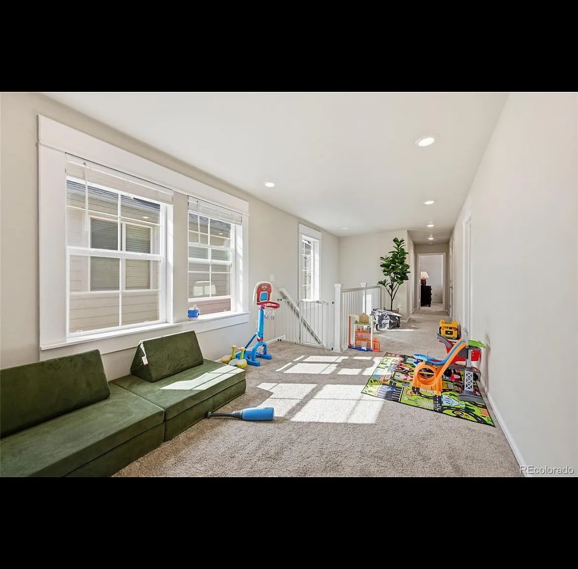 7283 Goldbloom Ln — Photo 4