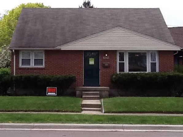 2429 Acorn Dr, Dayton, OH 45419