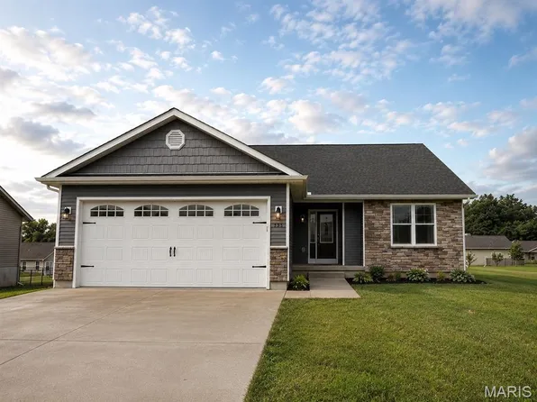 735 Skye View Ct, Farmington, MO 63640
