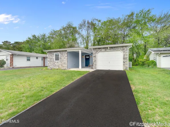 35 Markham Road, Brick, NJ 08724