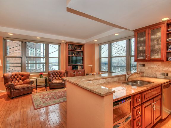 4th image of 149 Essex St APT 3Q