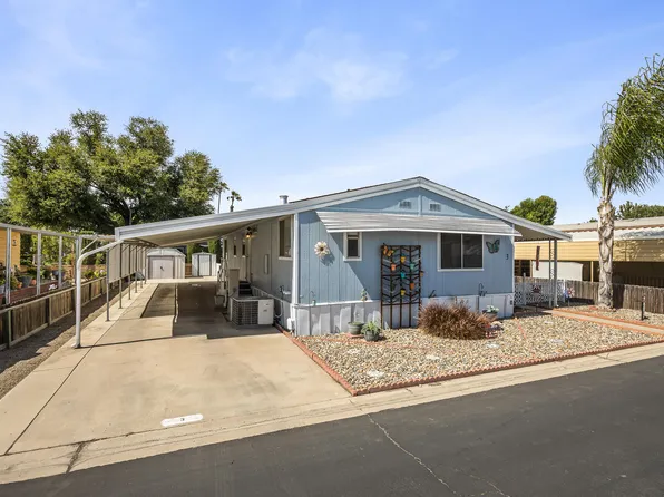 2627 W Midvalley Spc 3 Avenue, Visalia, CA 93277