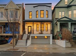 202 Jane St, Weehawken, NJ 07086