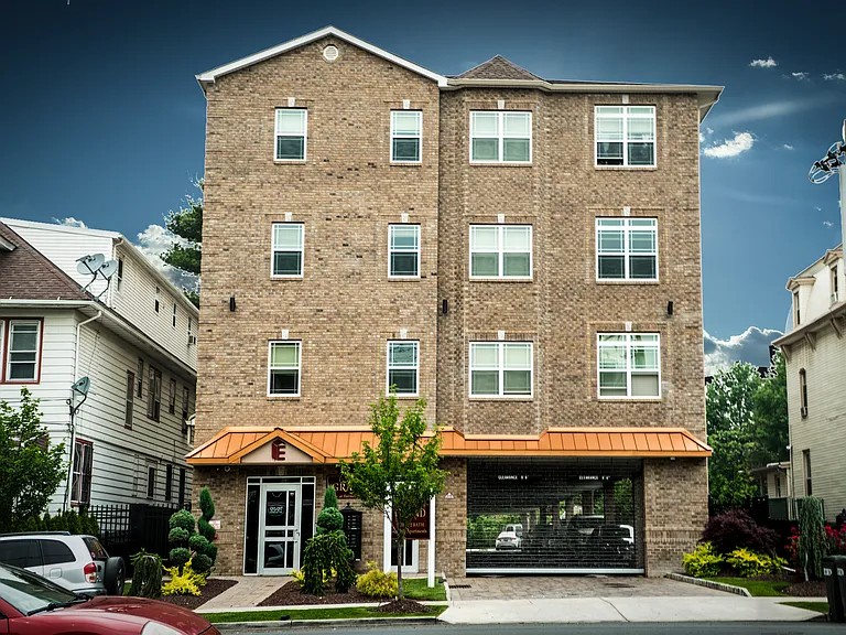 1213-1217 Fairmount Ave #305 — Photo 1