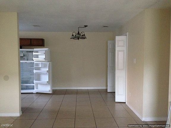 1334 Tropical & 8809B Elm MO Insp 1-2014 095