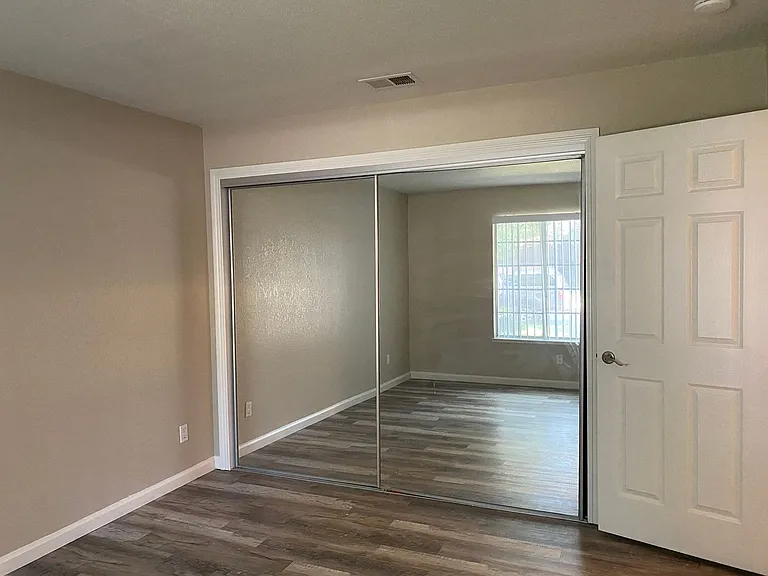 3905 Dale Rd #B — Photo 15