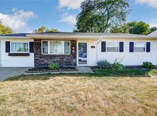 38 W Funderburg Rd, Fairborn, OH 45324