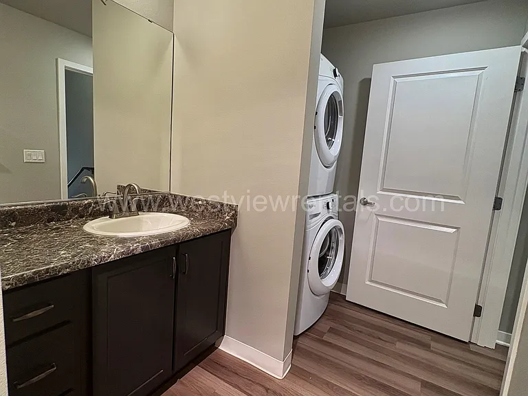 1010 Railroad Ave — Photo 115
