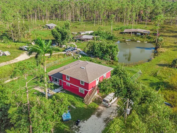 10010 Saint Paul Rd, North Fort Myers, FL 33917