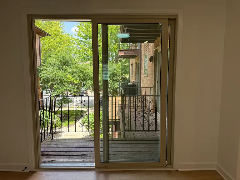 5819 W Higgins Ave #2D — Photo 16