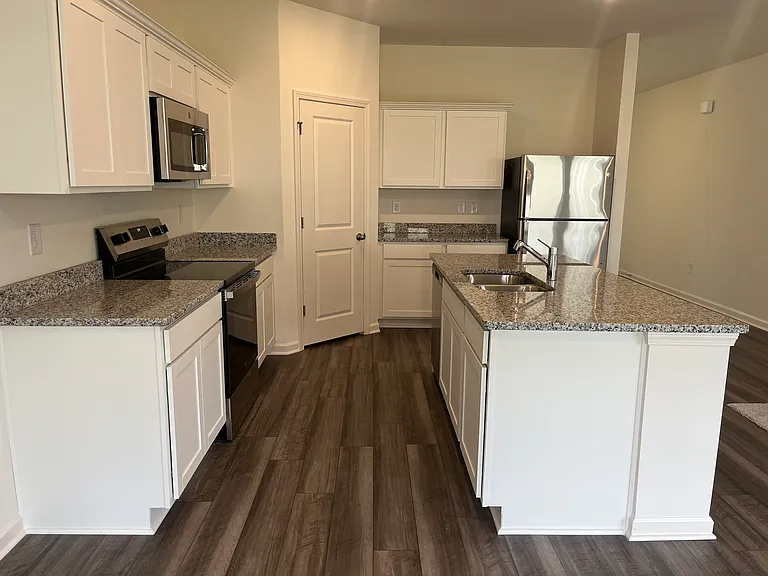 73 Rowlett Pl — Photo 8