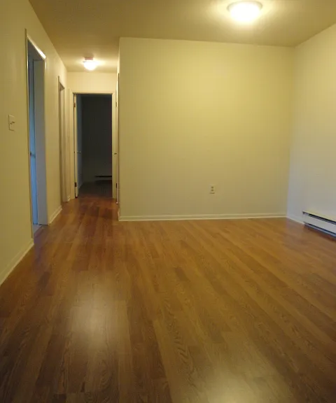 305 Thomas Dr #8 — Photo 25