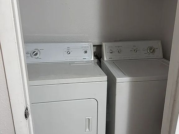 2nd image of 406 E Hugh St