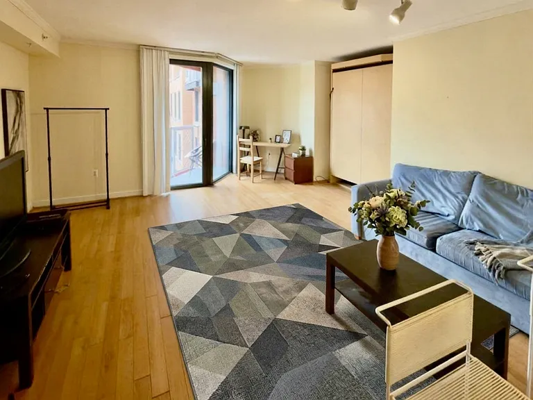 631 D St NW #1038 — Photo 17