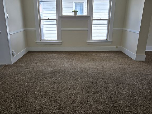 4th image of 718 W 23rd St Floor 2
